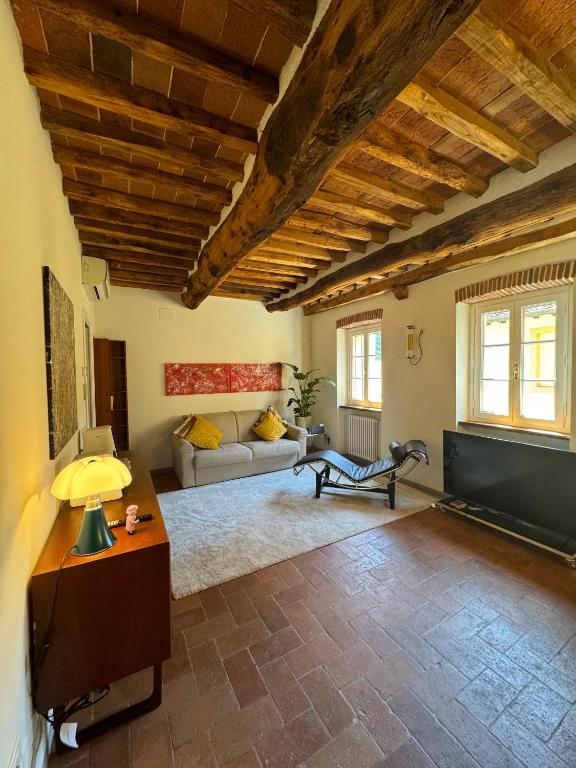 Yema Home 2-Lucca – Lucca